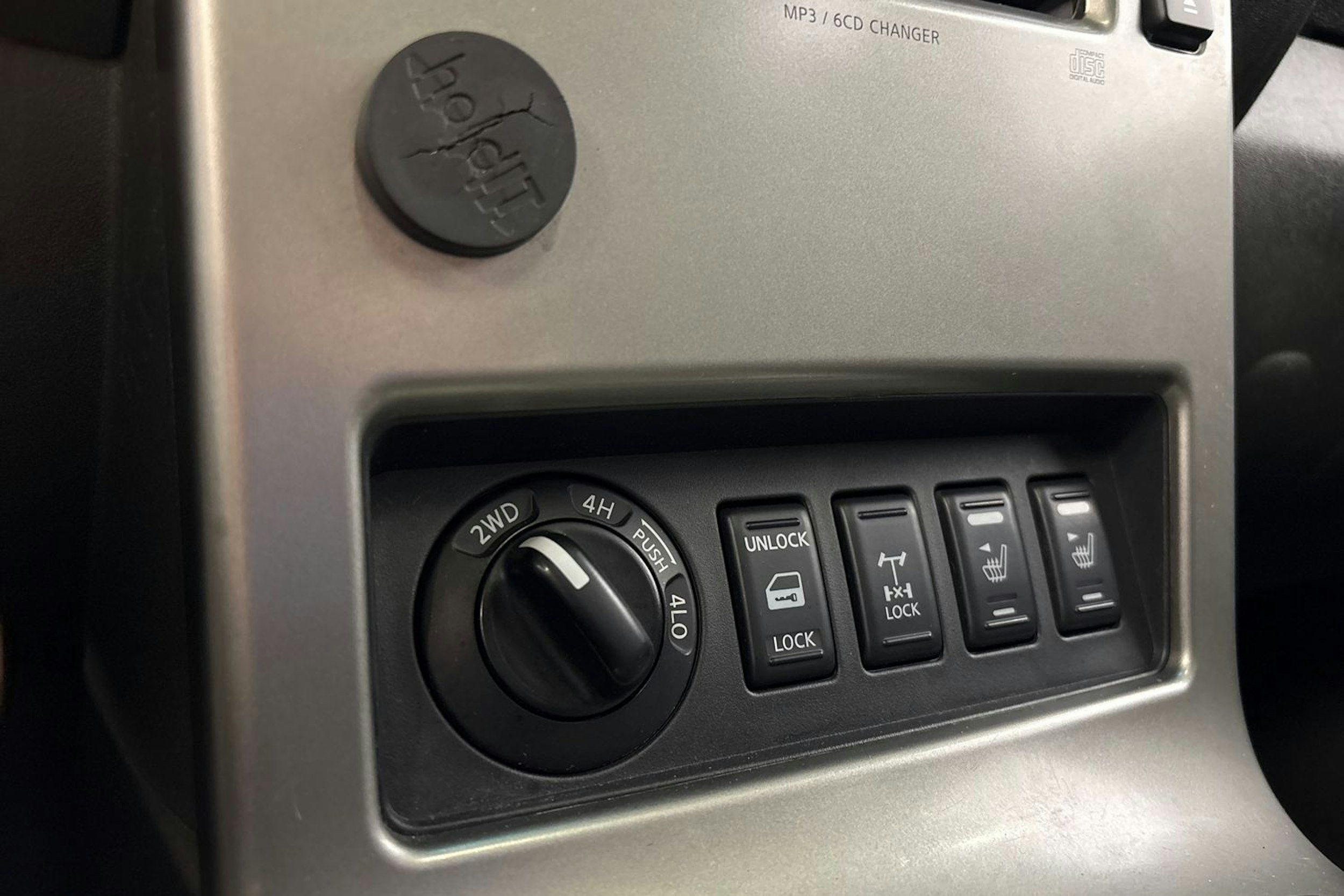 hopea Nissan Navara 2007 kuva 20.