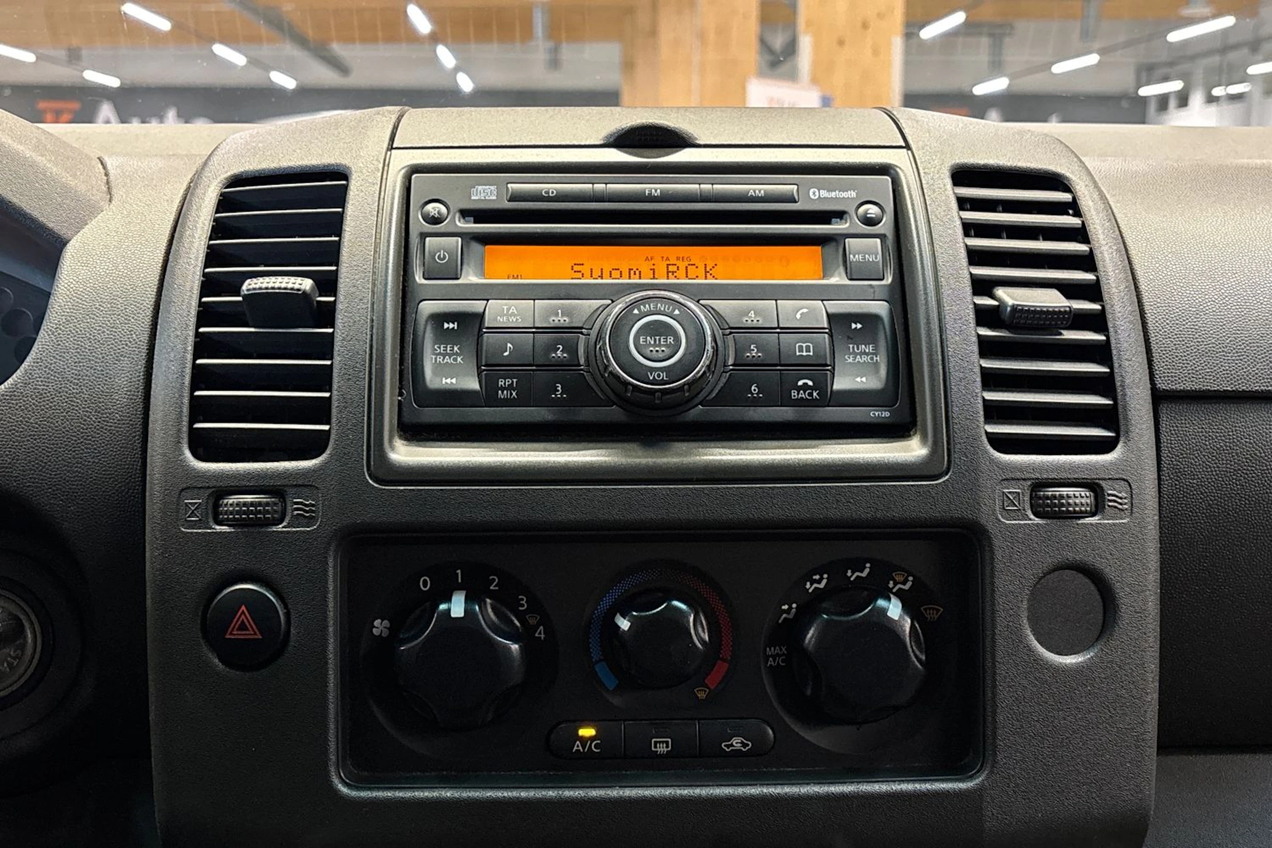 hopea Nissan Navara 2008 kuva 20.
