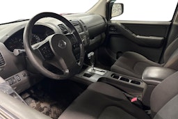 musta Nissan Navara 2008 kuva 3.