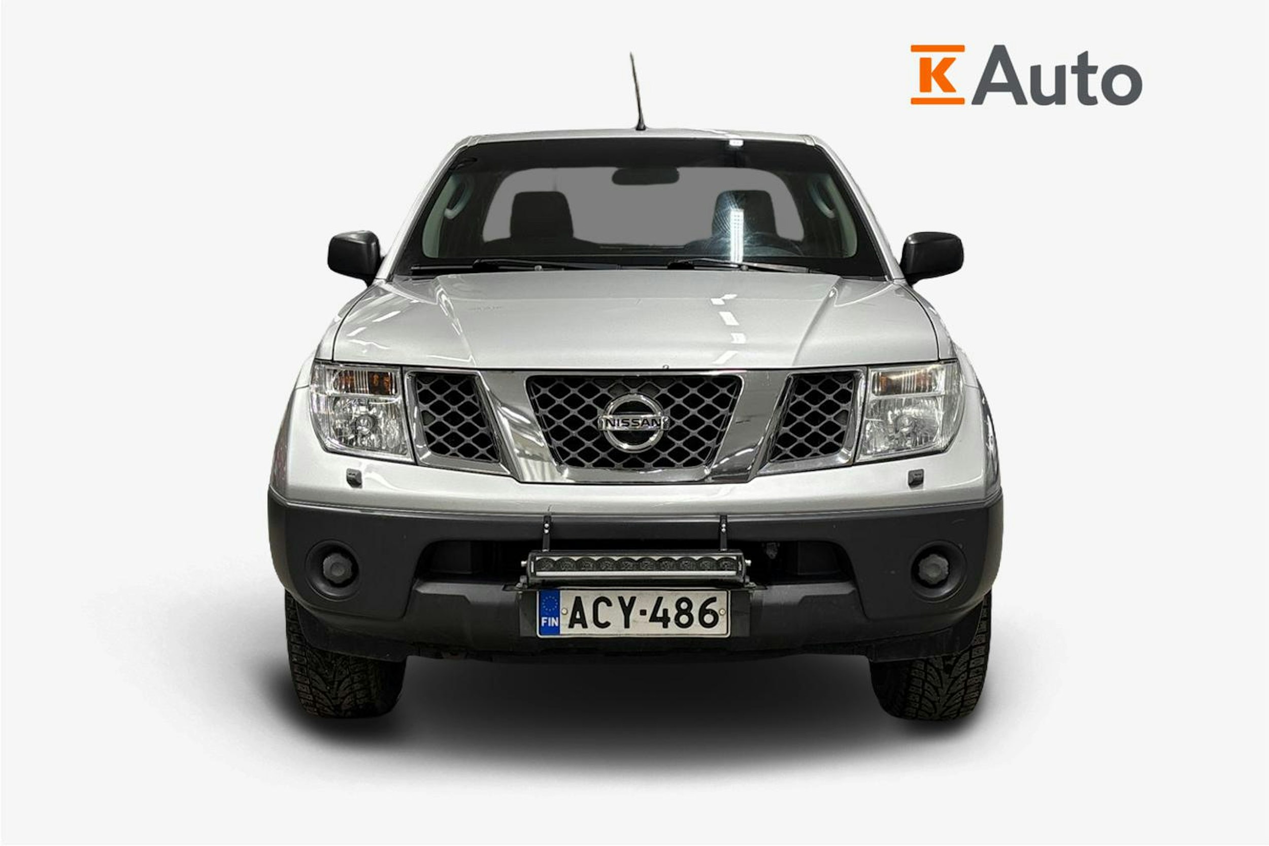 hopea Nissan Navara 2009 kuva 5.