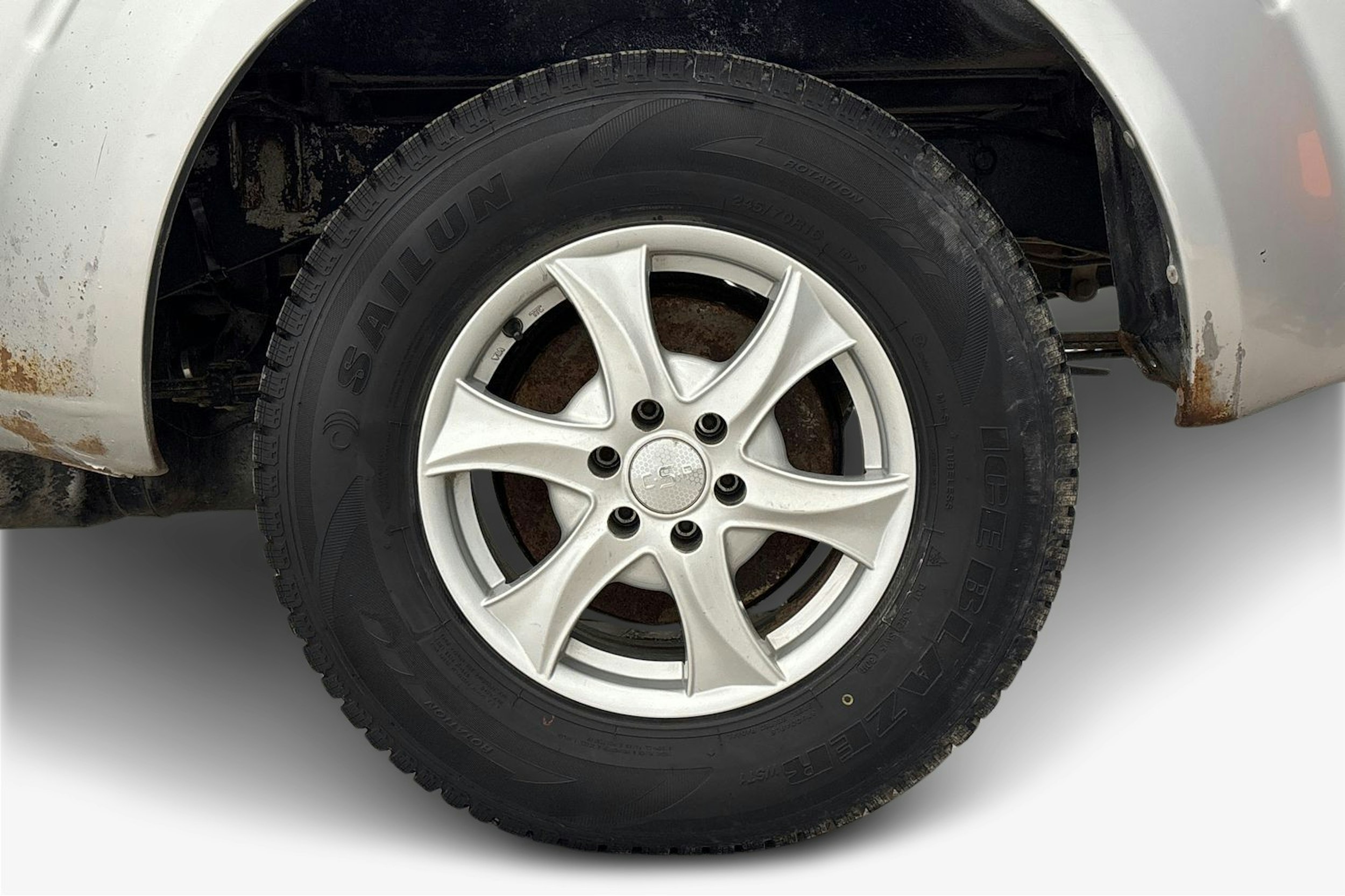 hopea Nissan Navara 2009 kuva 11.