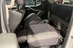 hopea Nissan Navara 2009 kuva 24.