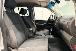 hopea Nissan Navara 2009 kuva 26.