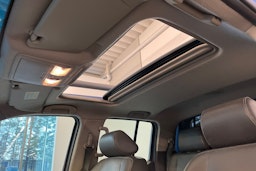 Sininen Nissan Navara 2011 kuva 23.