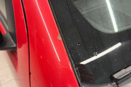 punainen Nissan Navara 2011 kuva 22.