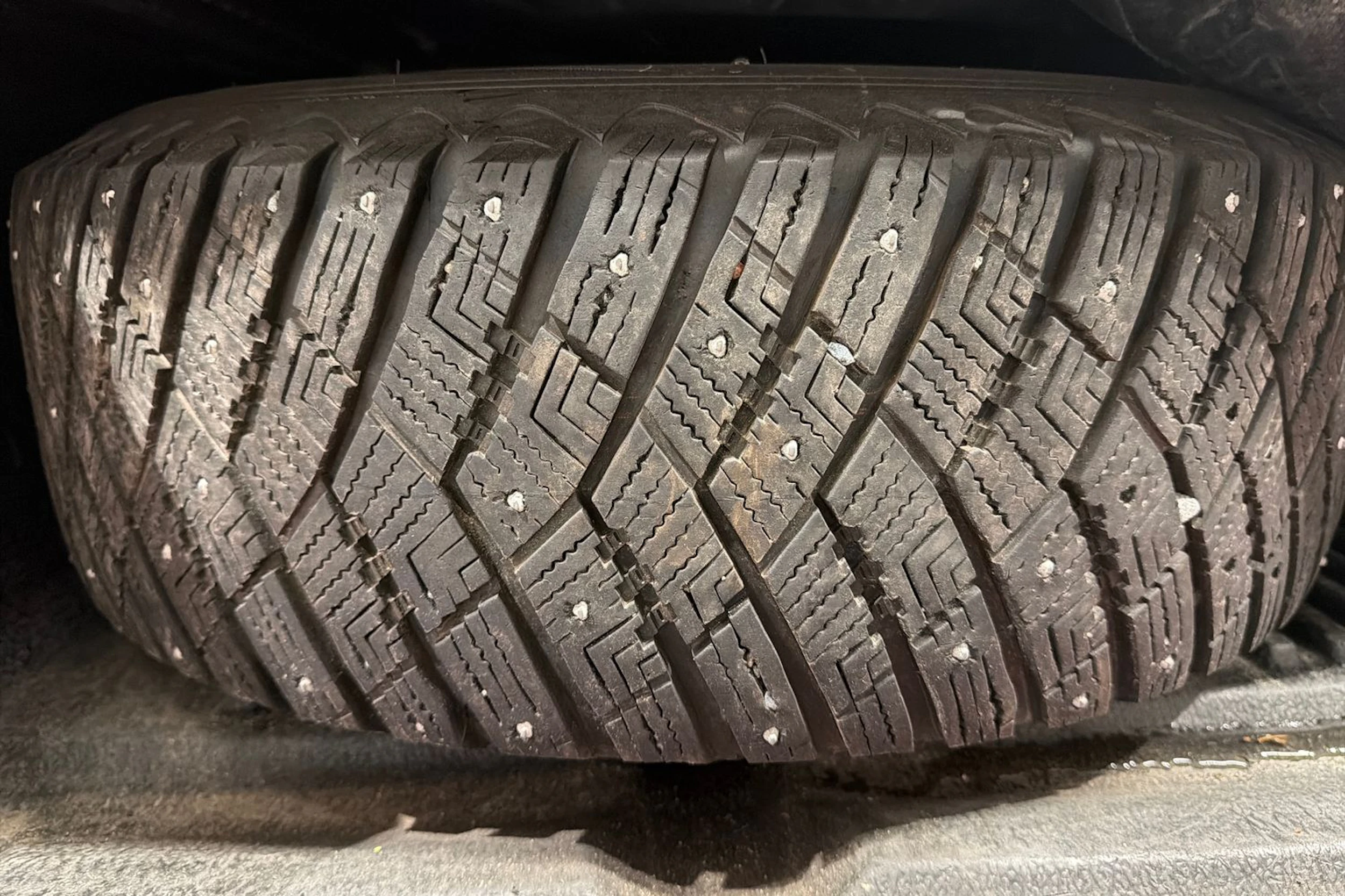 punainen Nissan Navara 2011 kuva 28.