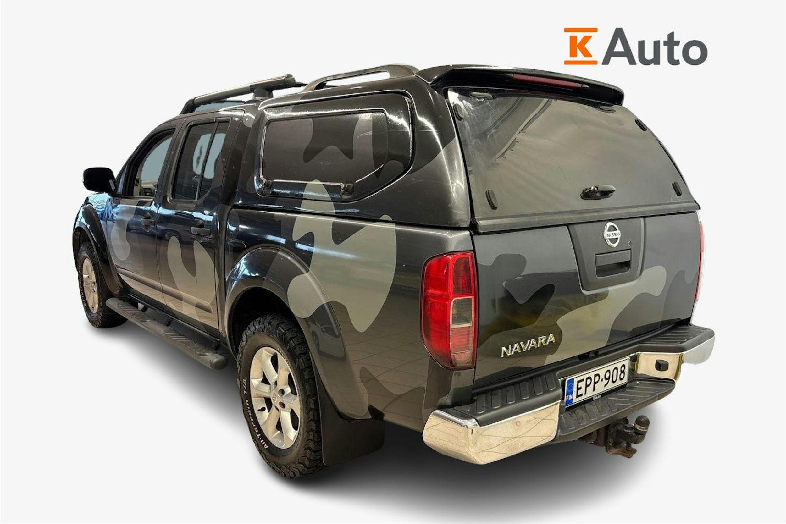 harmaa Nissan Navara 2012 kuva 2.