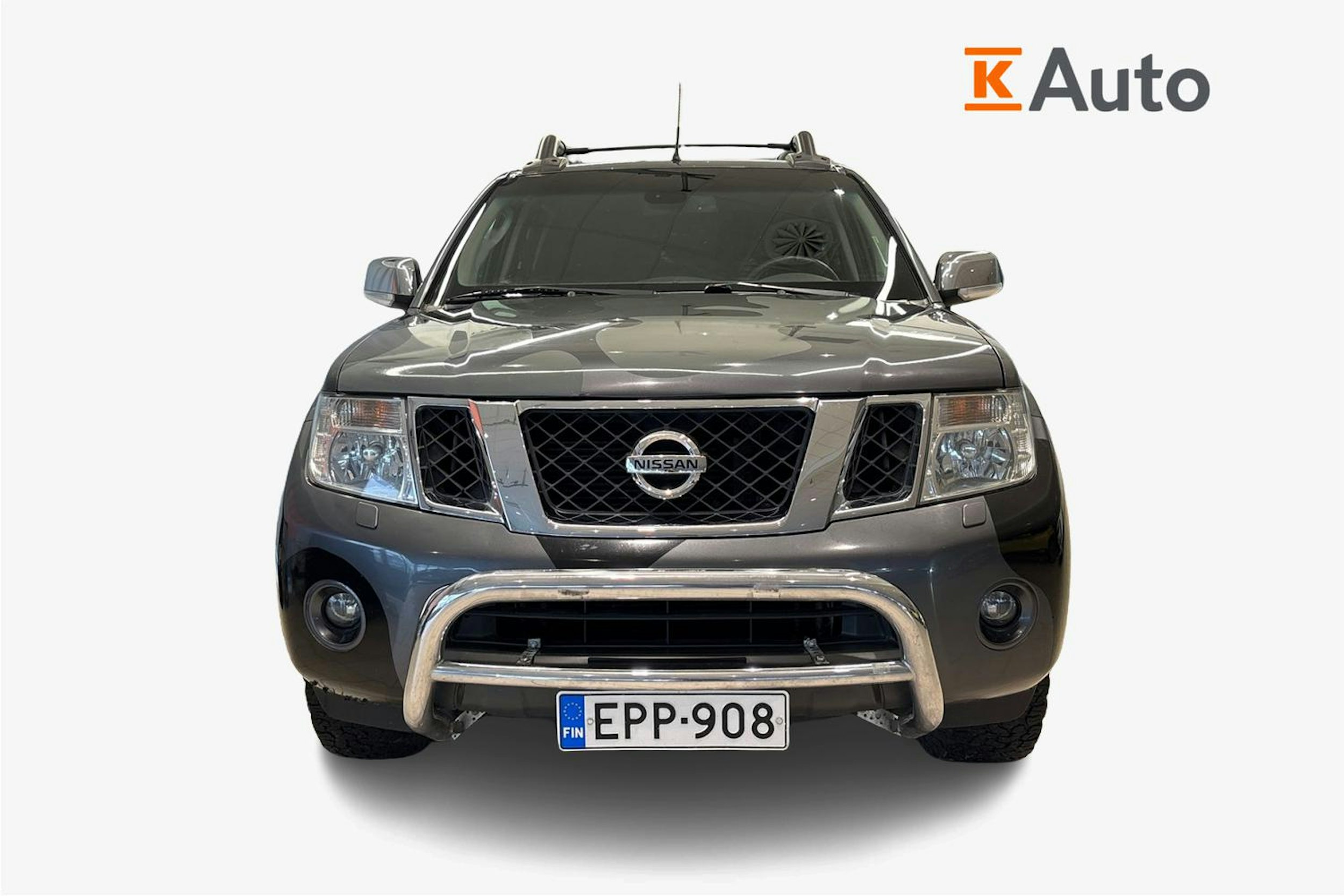 harmaa Nissan Navara 2012 kuva 5.