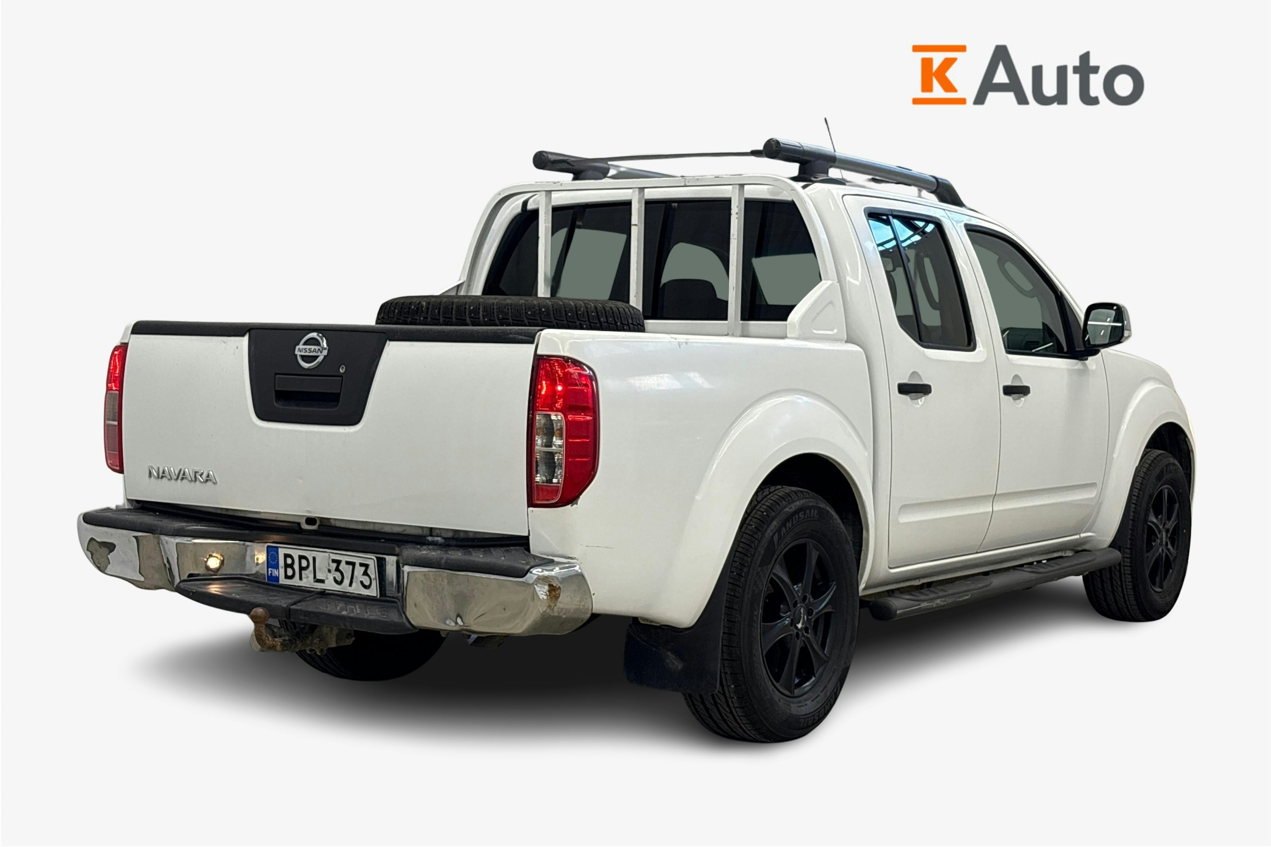 valkoinen Nissan Navara 2014 kuva 2.