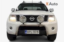 valkoinen Nissan Navara 2014 kuva 4.