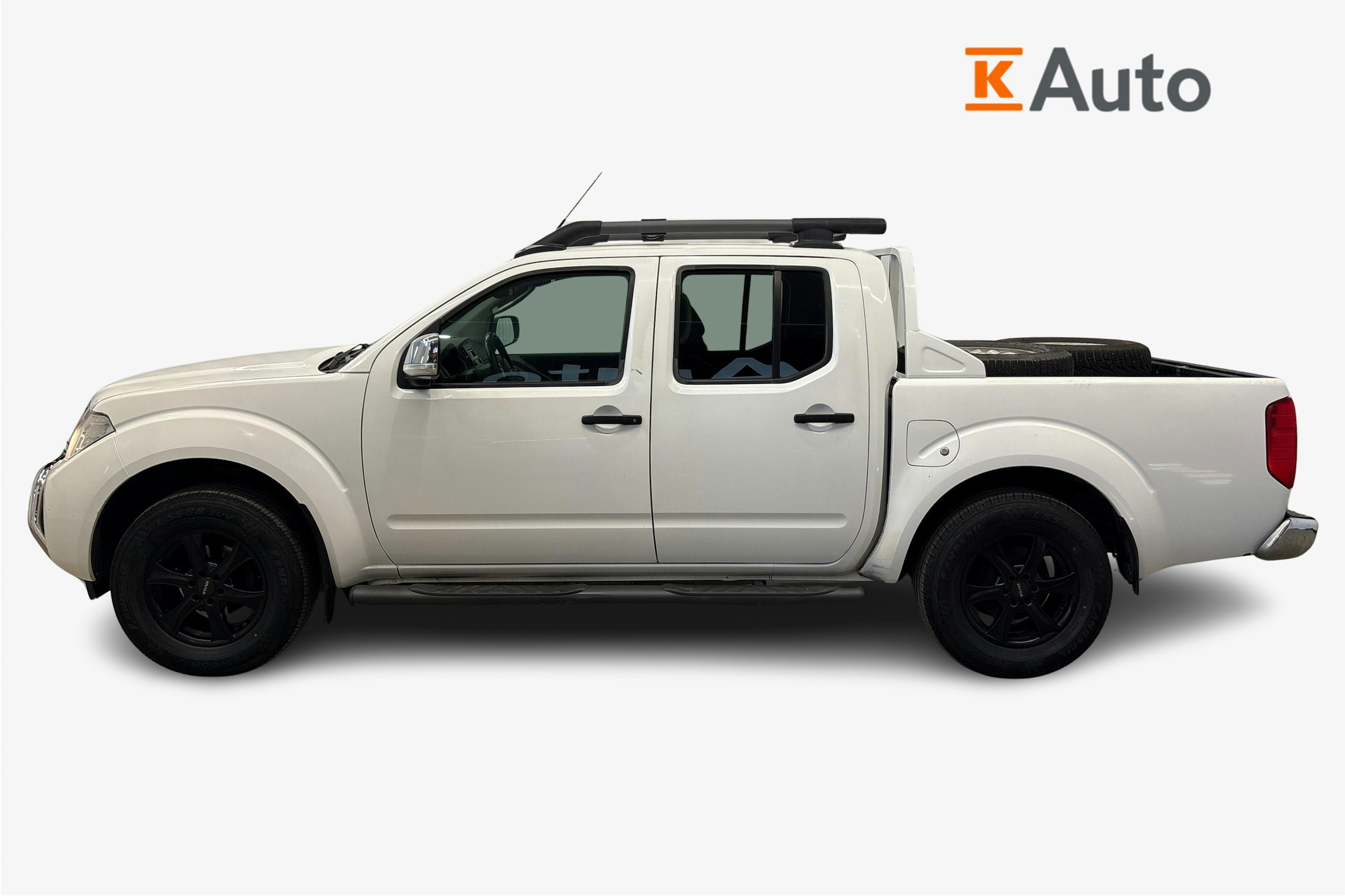 valkoinen Nissan Navara 2014 kuva 5.