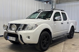valkoinen Nissan Navara 2014 kuva 10.