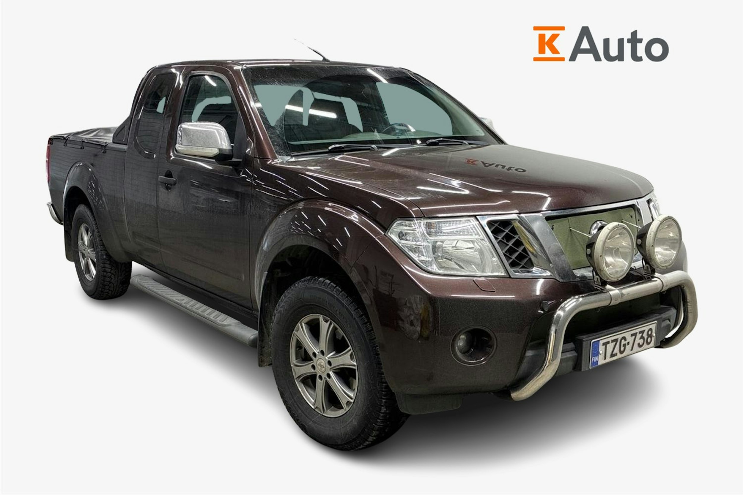 musta Nissan Navara 2014 kuva 1.