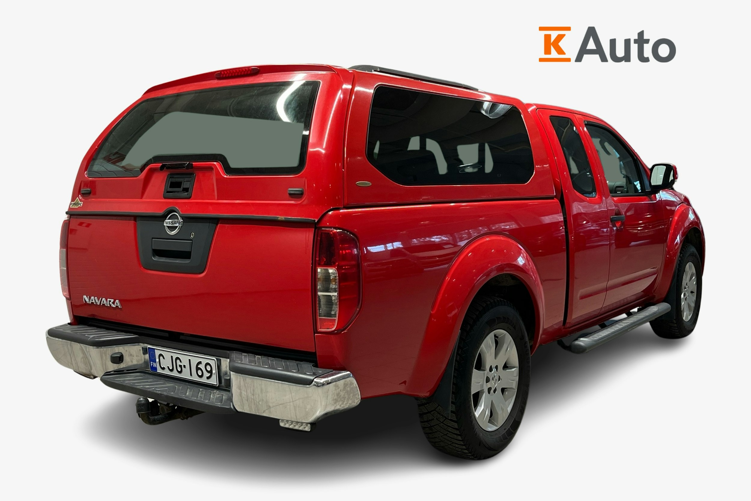 punainen Nissan Navara 2015 kuva 2.