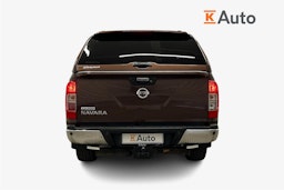 ruskea Nissan Navara 2016 kuva 3.