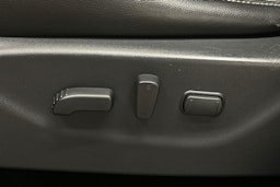 ruskea Nissan Navara 2016 kuva 16.