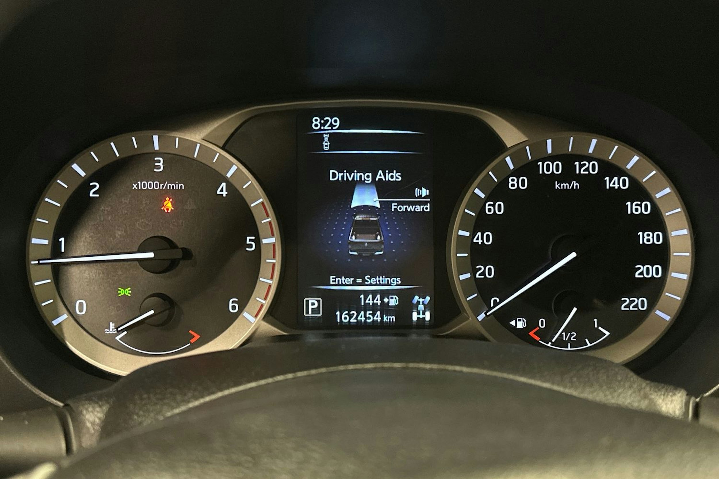 ruskea Nissan Navara 2016 kuva 21.