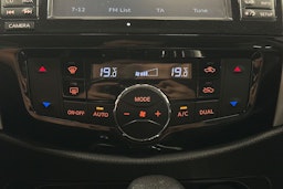 ruskea Nissan Navara 2016 kuva 24.