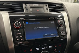 ruskea Nissan Navara 2016 kuva 27.