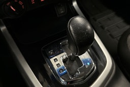 musta Nissan Navara 2016 kuva 25.
