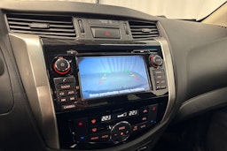 harmaa Nissan Navara 2016 kuva 19.