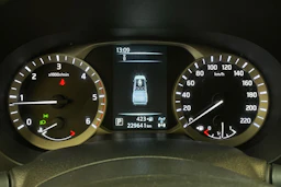 valkoinen Nissan Navara 2016 kuva 19.