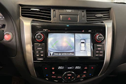 musta Nissan Navara 2016 kuva 19.