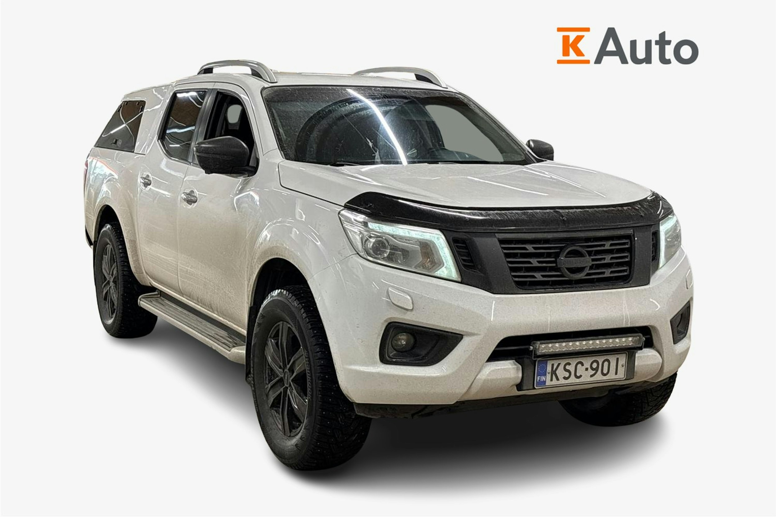 valkoinen Nissan Navara 2016 kuva 1.
