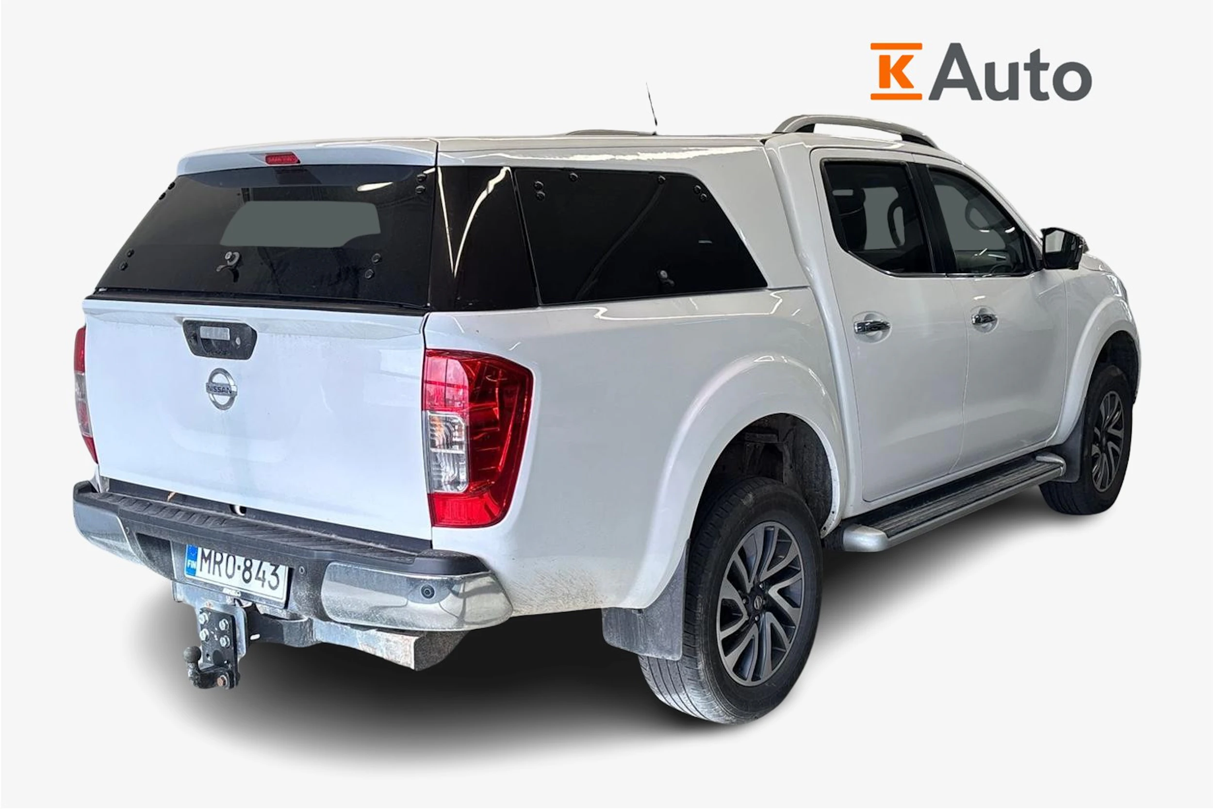 valkoinen Nissan Navara 2016 kuva 2.