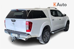 valkoinen Nissan Navara 2016 kuva 2.