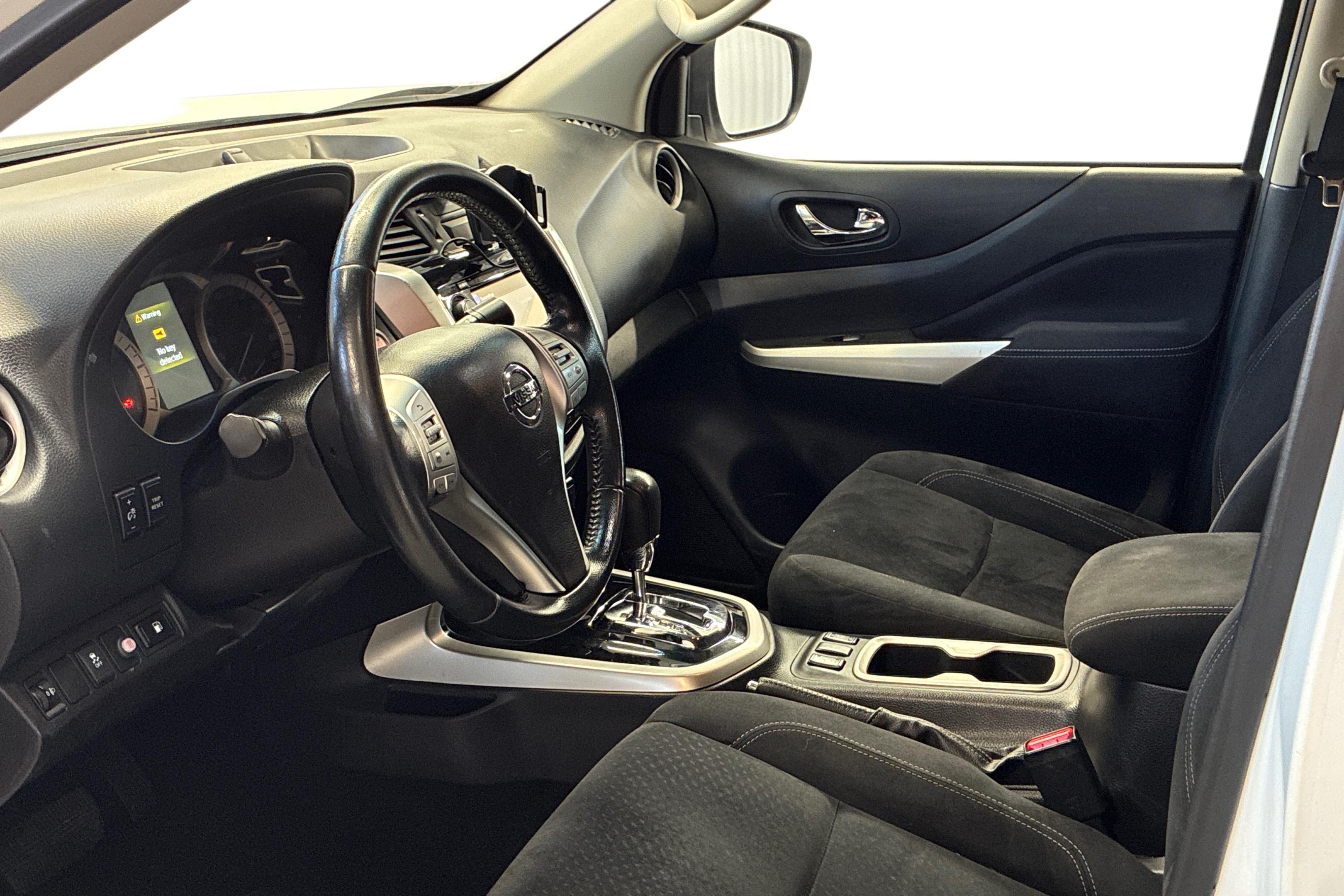 Nissan Navara 2016, bild 6/28