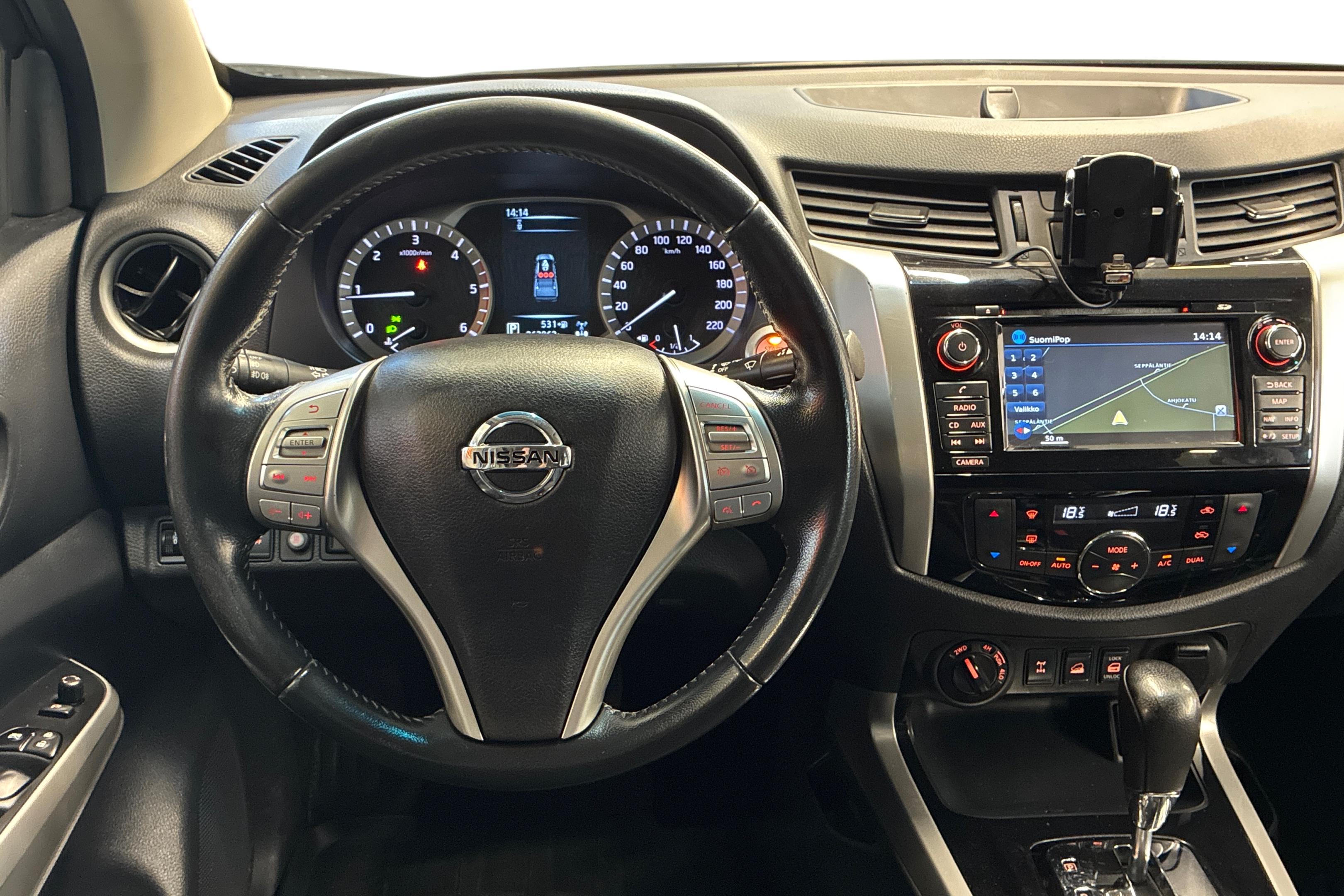 Nissan Navara 2016, bild 7/28