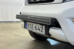 valkoinen Nissan Navara 2016 kuva 21.