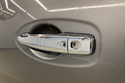 harmaa Nissan Navara 2017 kuva 30.