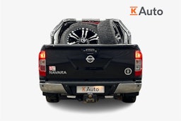 musta Nissan Navara 2017 kuva 4.