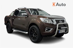 ruskea (beige) Nissan Navara 2017 kuva 1.