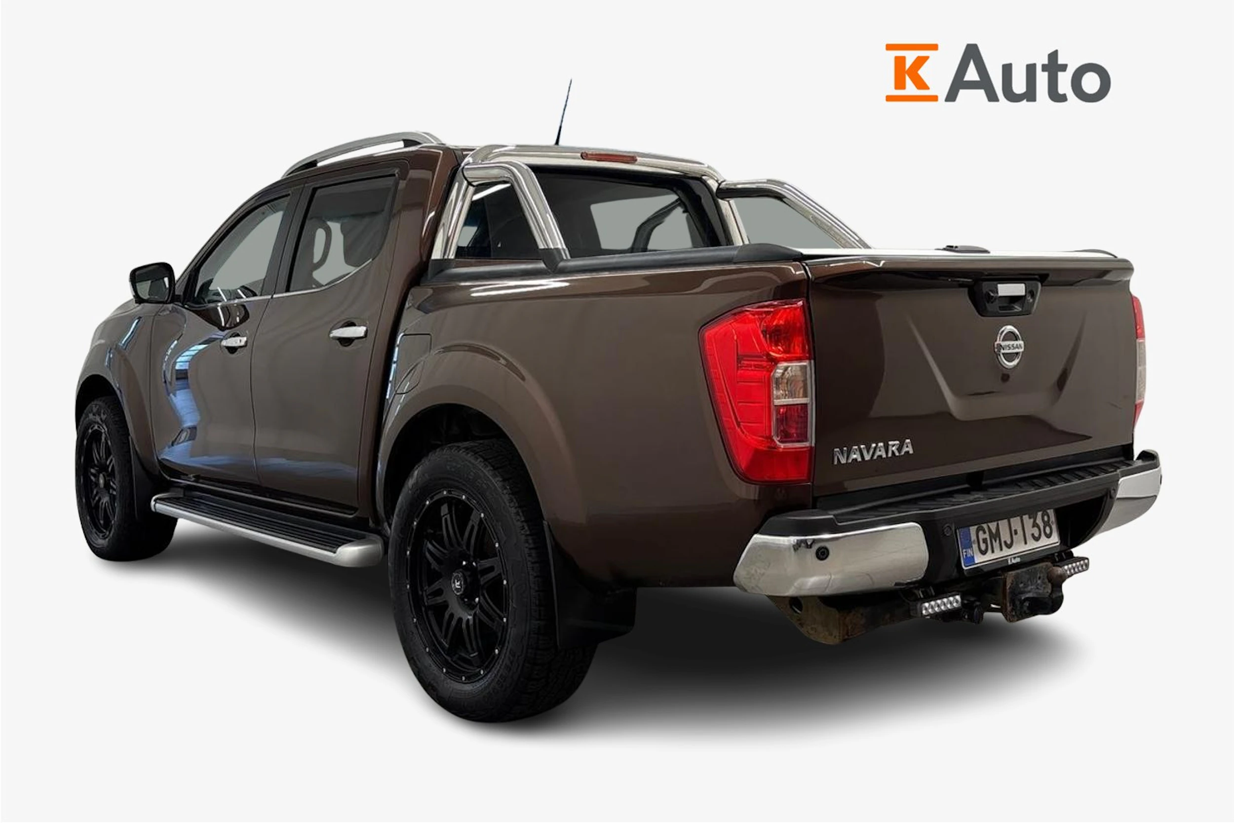 ruskea (beige) Nissan Navara 2017 kuva 2.