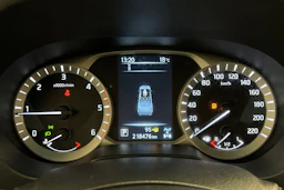 ruskea (beige) Nissan Navara 2017 kuva 15.