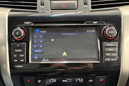 ruskea (beige) Nissan Navara 2017 kuva 17.