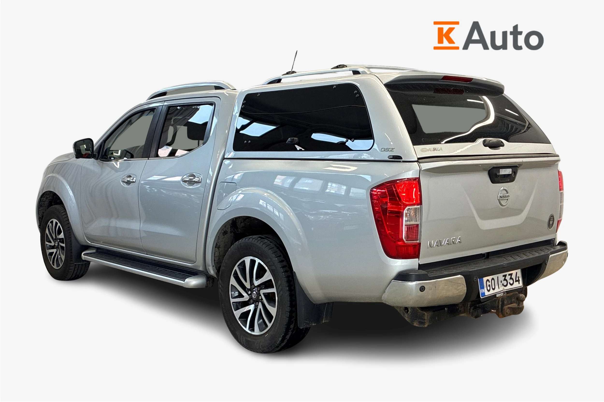 harmaa Nissan Navara 2017 kuva 2.