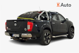 musta Nissan Navara 2017 kuva 2.