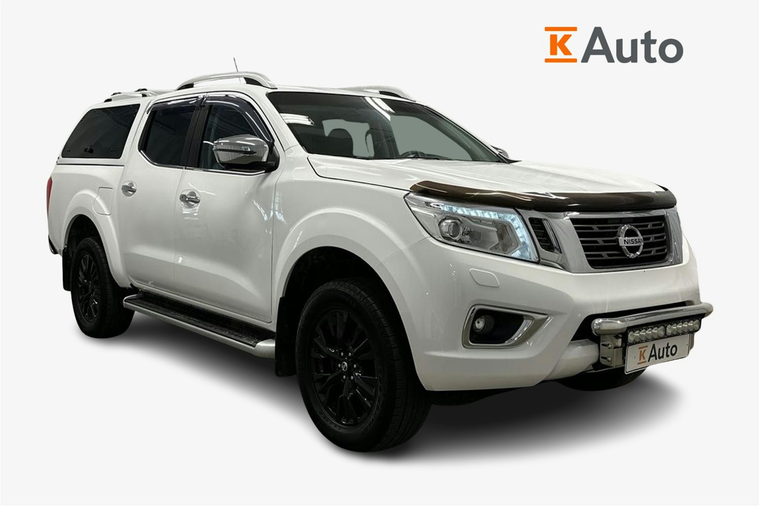 valkoinen Nissan Navara 2018 kuva 1.