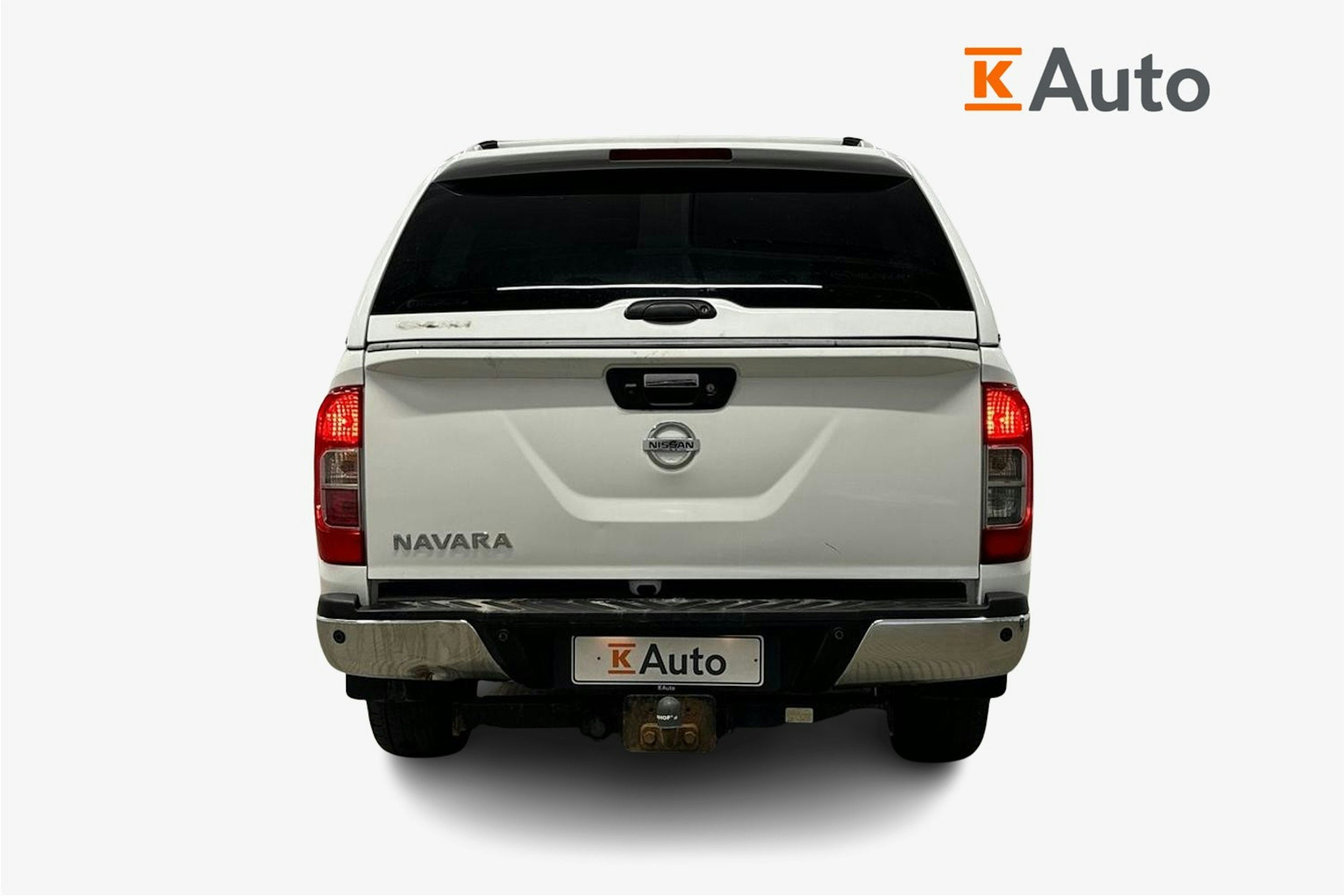 valkoinen Nissan Navara 2018 kuva 3.