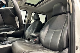valkoinen Nissan Navara 2018 kuva 15.