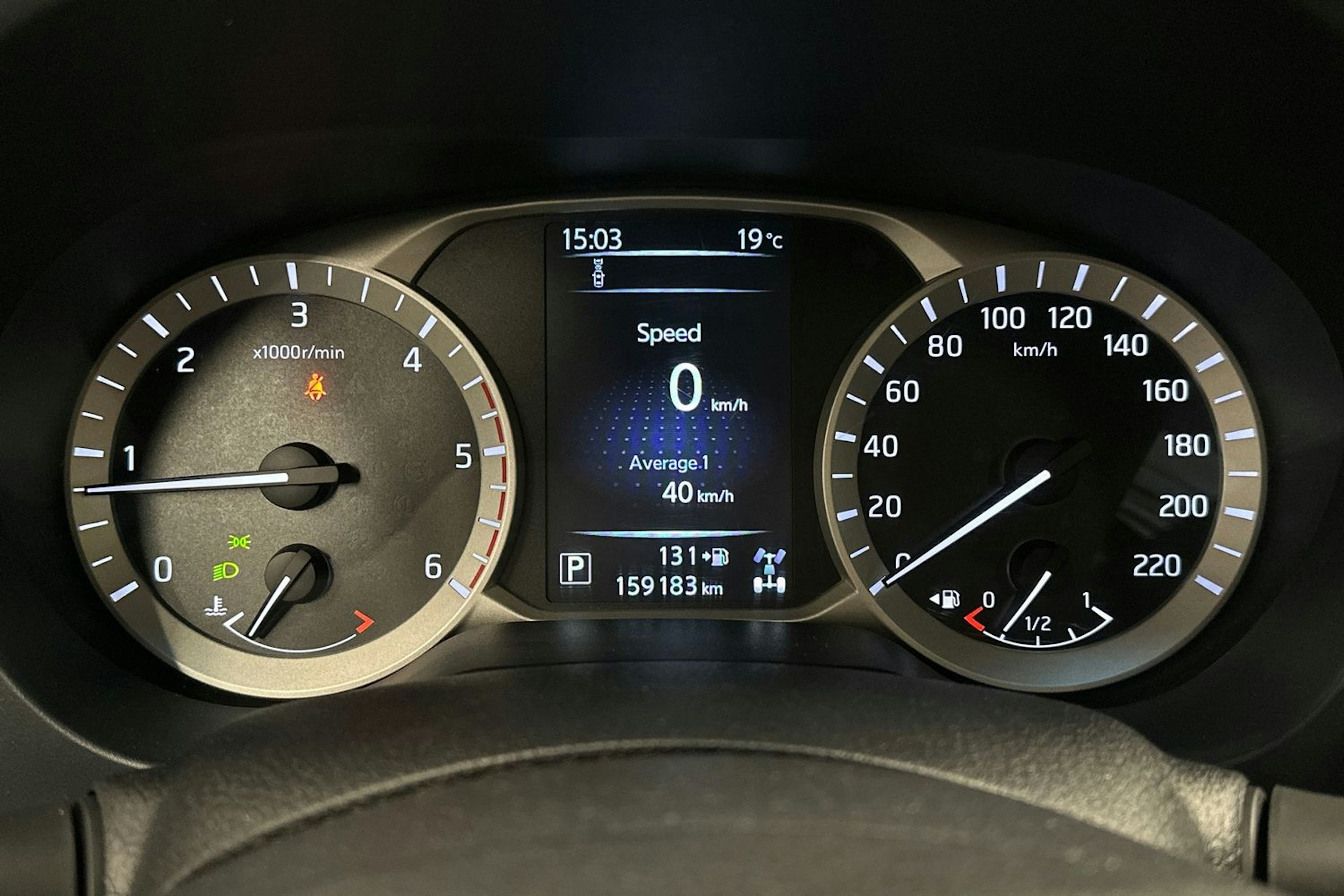 valkoinen Nissan Navara 2018 kuva 18.