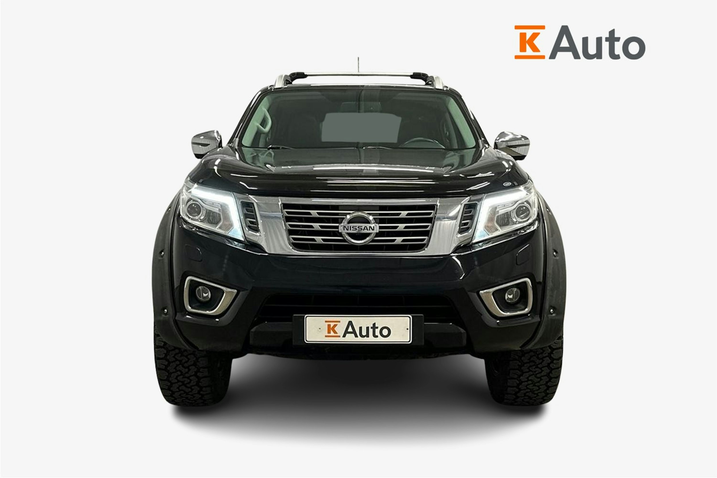 musta Nissan Navara 2018 kuva 4.
