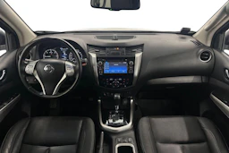 valkoinen Nissan Navara 2018 kuva 7.