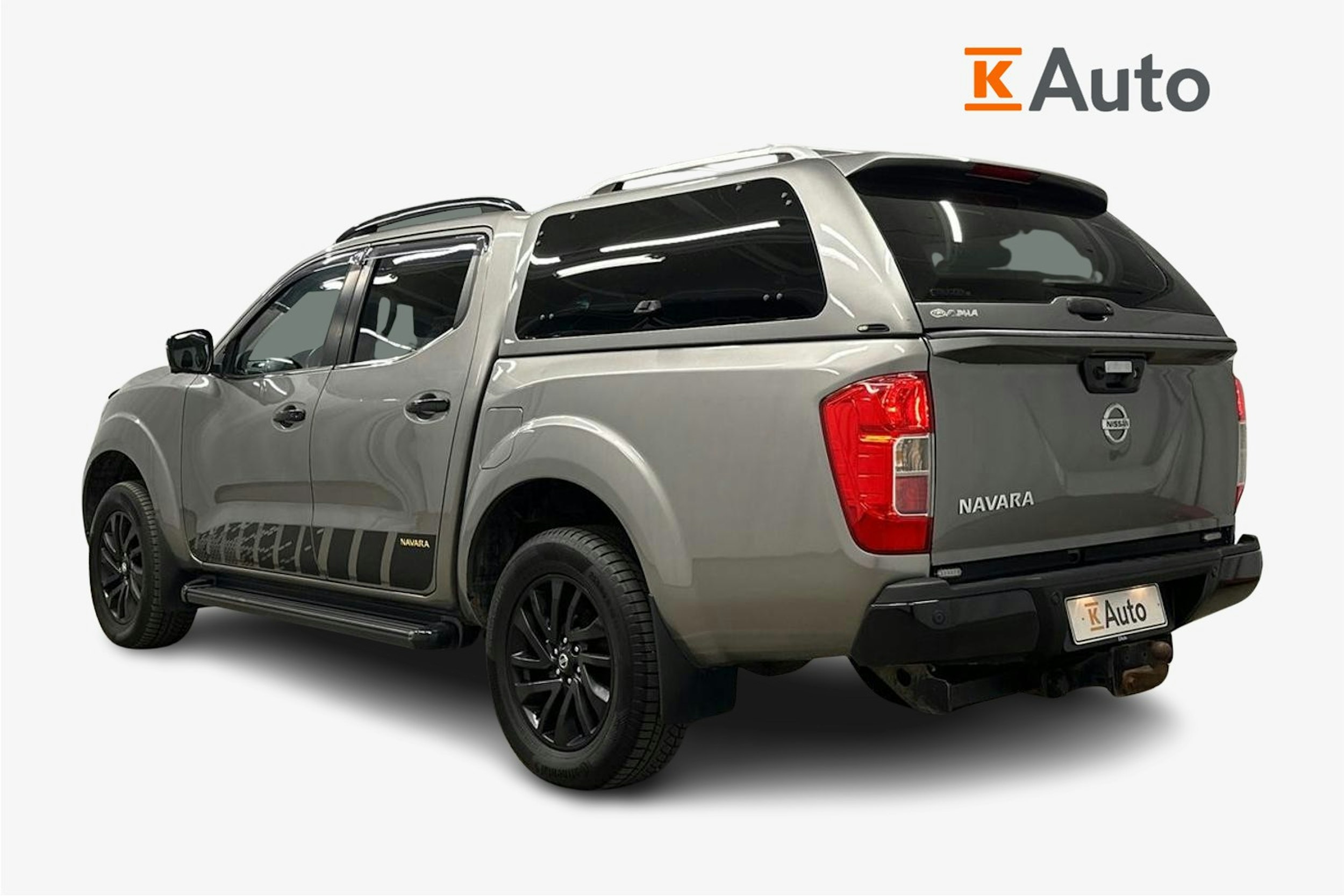 harmaa Nissan Navara 2019 kuva 2.
