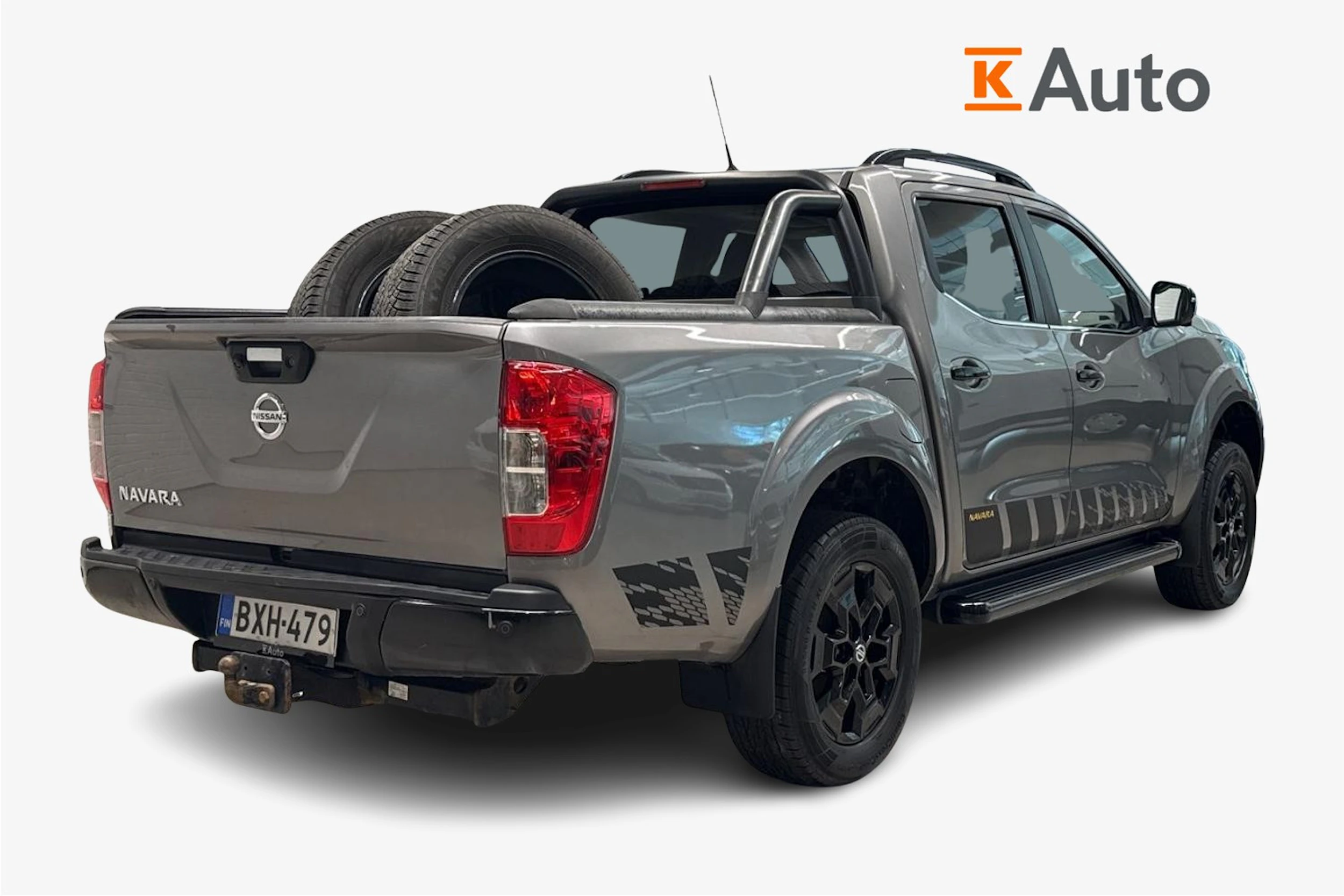 Harmaa Nissan Navara 2019 kuva 3.