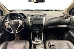 Harmaa Nissan Navara 2019 kuva 9.